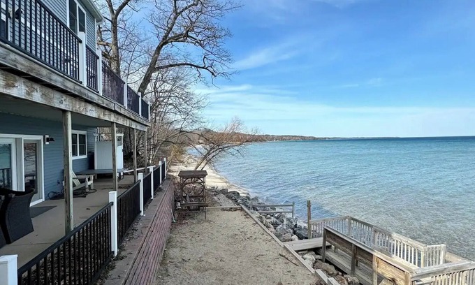 Traverse City Casa | The Place Up North