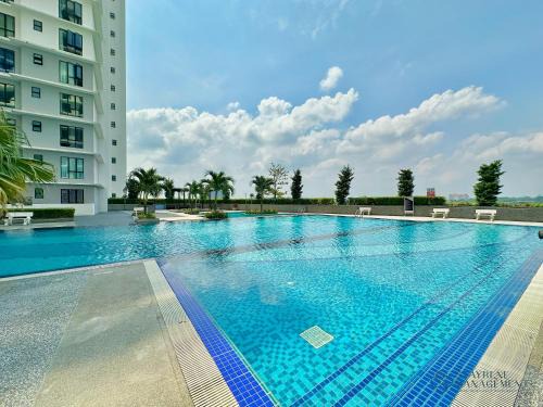 Taman Bukit Mewah Apartamento | The Platino Near Paradigm Mall By Stayrene