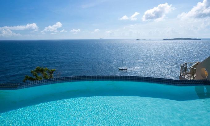 Great Cruz Bay Casa | THE POINT - ¡Increíble nueva casa de lujo, vistas impresionantes! ¡PERFECTA CONDICION!