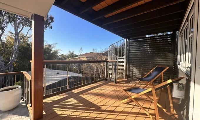 Scotts Head Casa | The Pondok- This is a brand new property!!! Luxury Beach House in Scotts Head