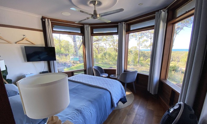 Crescent Head Casa | The Pool House – Crescent Head - Stunning Ocean Views, Pet Friendly