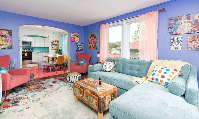Staunton Apartamento | The Pop Inn|Sleep 6+|Pop Culture Design|Wii+Games