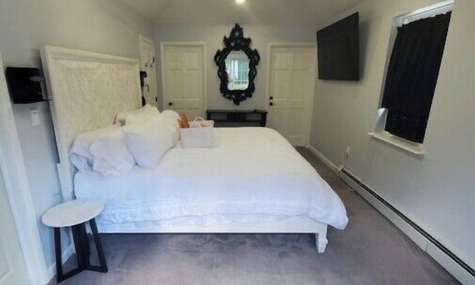 Reeders Casa | The Porter Estates Welcomes you.
