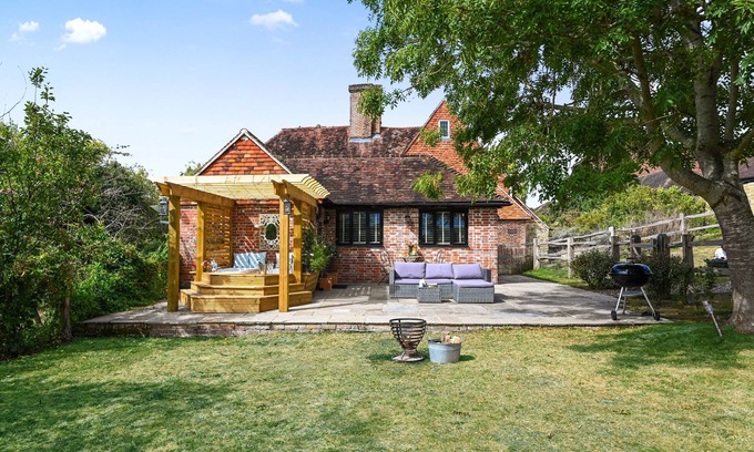 Blackham Cabaña | The Potting Shed - a holiday let that sleeps 2 guests in 1 bedroom