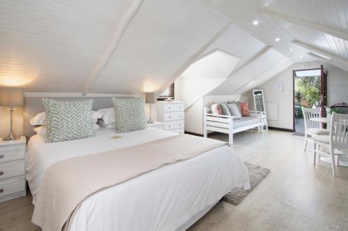 Hermanus Cama Y Desayuno | The Potting Shed Guest House