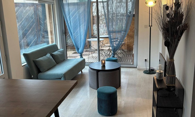 Brive-la-Gaillarde Apartamento | The pretty atypical Brivistes homes