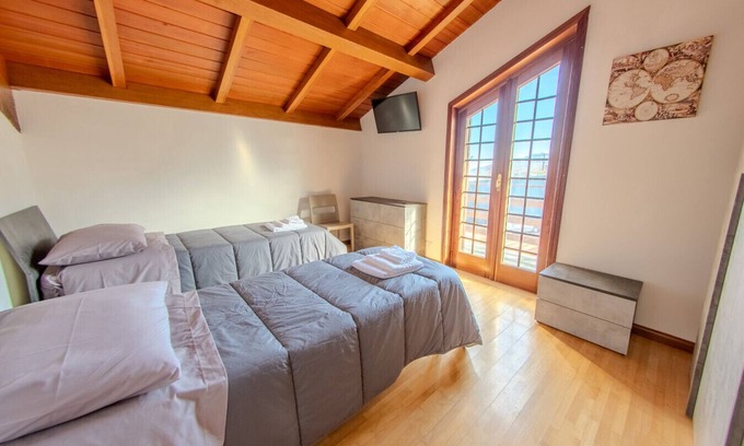 Gesualdo Casa | The Prince's Refuge - Double Room with Shared Bathroom