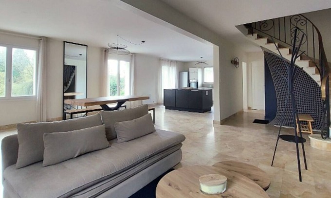 Le Trevoux Casa | The Prochasson house, a charming vacation home