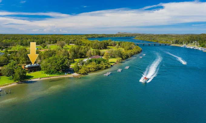 Dunbogan Casa | The Punt House - riverfront ramp access