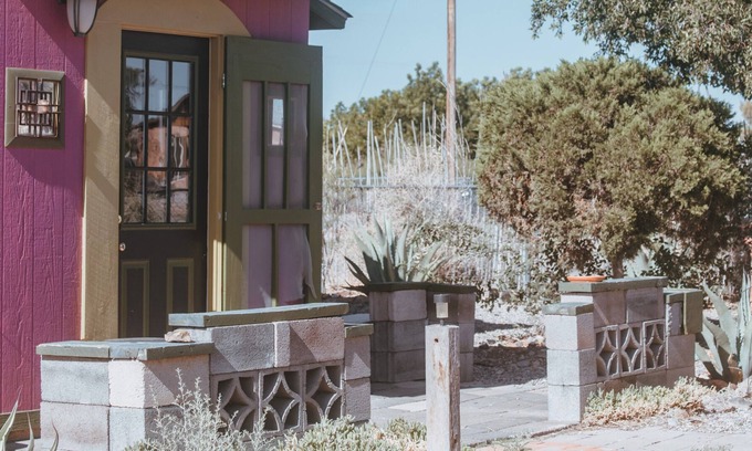 Truth or Consequences Casa | The Purple House w/ Hot Springs Access!