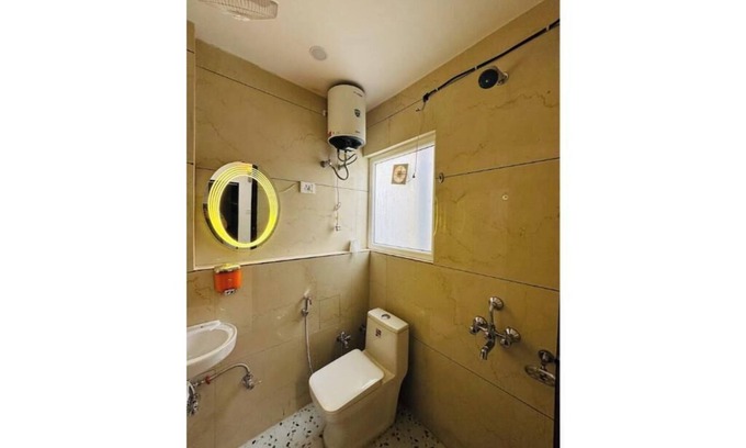 Delhi Cantonment Apartamento | The Puzzle by Prahar Homes Apt 7