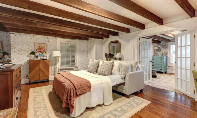 Historic Downtown Savannah Apartamento | The Quaint Quarters on Jones, Historic | Quiet