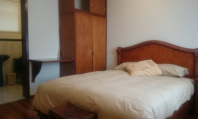 Quito Casa | The Quito Guest House with Yellow Balconies