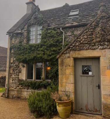 Minchinhampton Hotel | The Ragged Cot