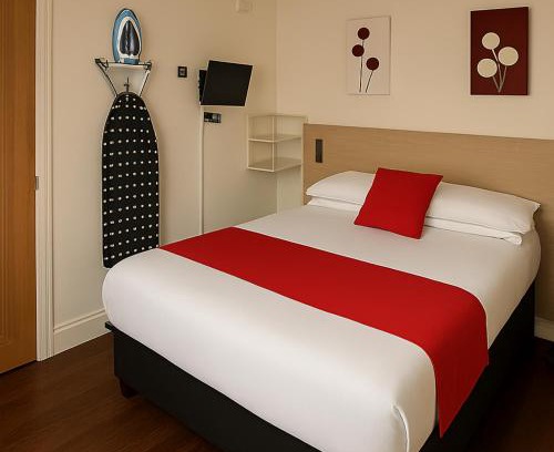 Colchester Casa | The Railway Sleeper Lodge