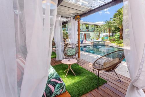 Bywater Cama Y Desayuno | The Railyard NOLA - Adult Only, Clothing Optional Pool