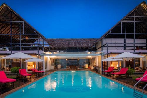 Aryad South Complejo | The Rain - River Villa with Infinity Pool