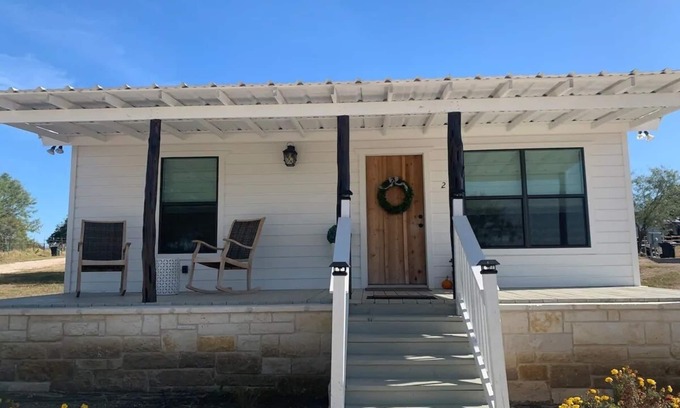 Fredericksburg Cabina | The Ranch@Fredericksburg - Carriage House - 1BD/1BA