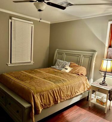 Fillmore Casa | The Rapp Inn Lovely vintage home with character