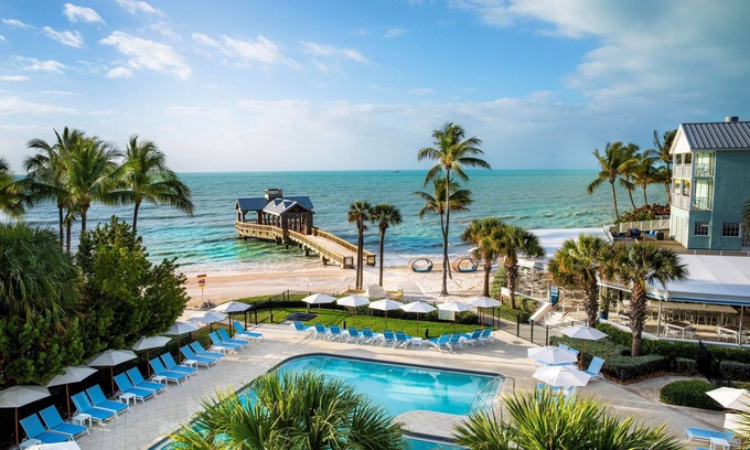 Uptown - Upper Duval Complejo | The Reach Key West, Curio Collection by Hilton