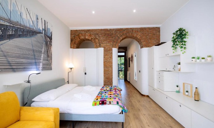 Tricolore Apartamento | tHE Red Bricks Home - San Babila Area