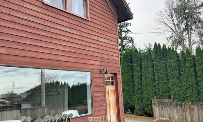 Camano Island Casa | The Red House, historic Camano Home beach access