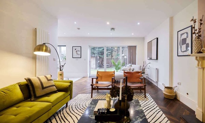 Snaresbrook Casa | The Redbridge Sanctuary - Spacious 3 Bdr House