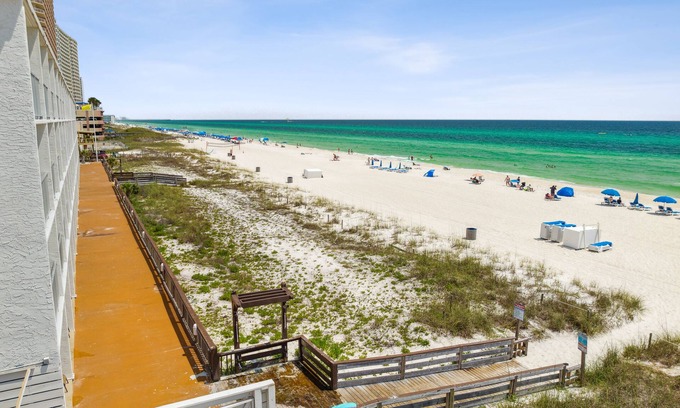 Panama City Beach Hotel | The Reef at Seahaven Beach Resorts
