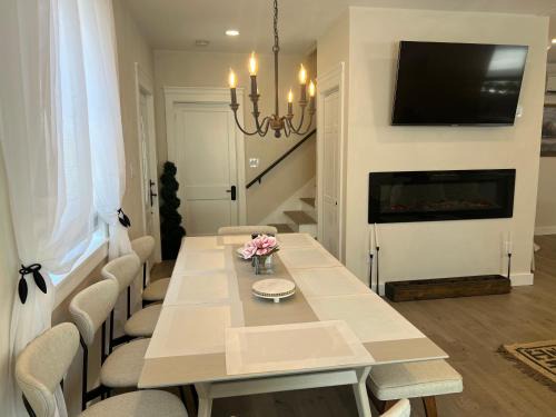Bar Harbor Casa | The Reminisce vacation home 5br/3bt,downtown BH