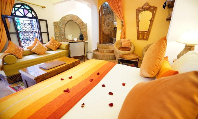 Sale Medina Casa | The Repose
