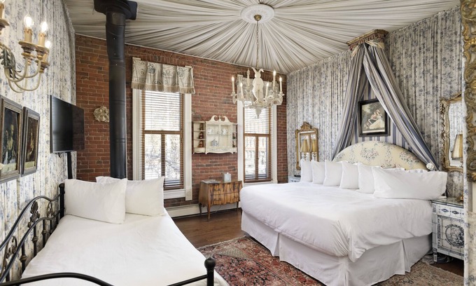 Downtown Hotel | The Residence Hotel
