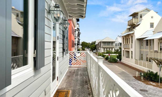 Rosemary Beach Villa | The Retreat at Rosemary Carriage House villa