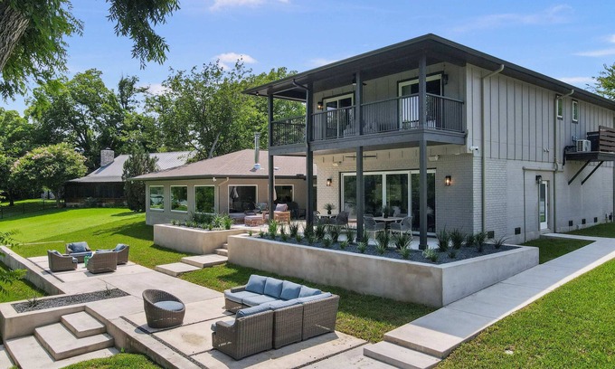 Marble Falls Casa | The Retreat on Lakeshore | Concierge Services