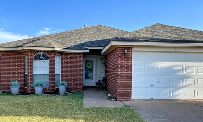 Lubbock Casa | The Revier! 3/2 in NW LBK