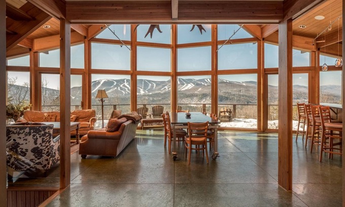 Sunday River Area Casa | The Ridge House-Modern Chalet! Spectacular Slope Views