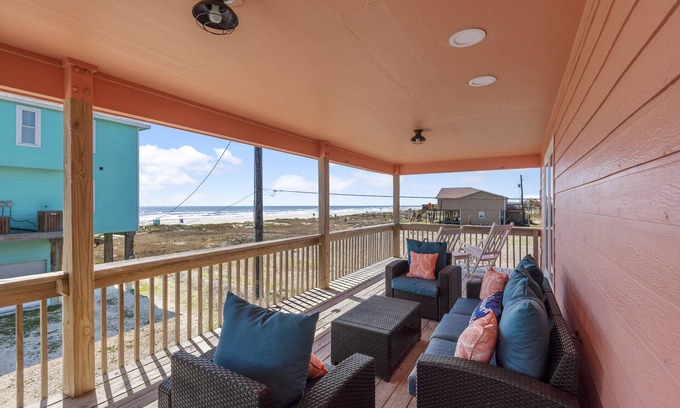 Surfside Beach Casa | The Rising Sun - 2nd Row - Ocean View Steps from Beach - Pet Friendly 🐶