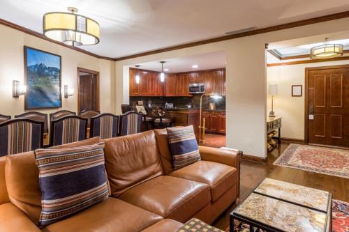 Aspen Casa | The Ritz-Carlton, 3BR Residence 2310: Ski-in/Ski-out Resort in Aspen w/Mountain/Town view
