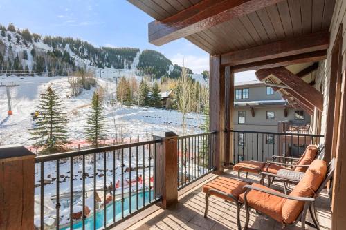 Aspen Casa | The Ritz-Carlton Club, 3 Bedroom Premier Residence 8303, Ski-in & Ski-out Resort in Aspen Highlands