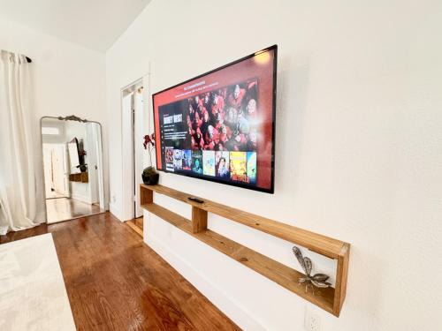 Northwest Los Angeles Heights Casa | The River City Haven- Cozy, Spacious Home Near Downtown