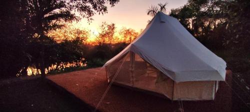 District 9 Otro | The River Glampstay