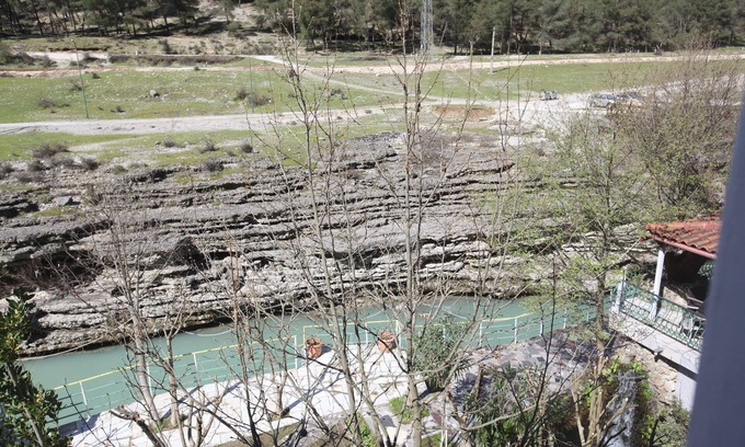Albania Casa | The River Hotel