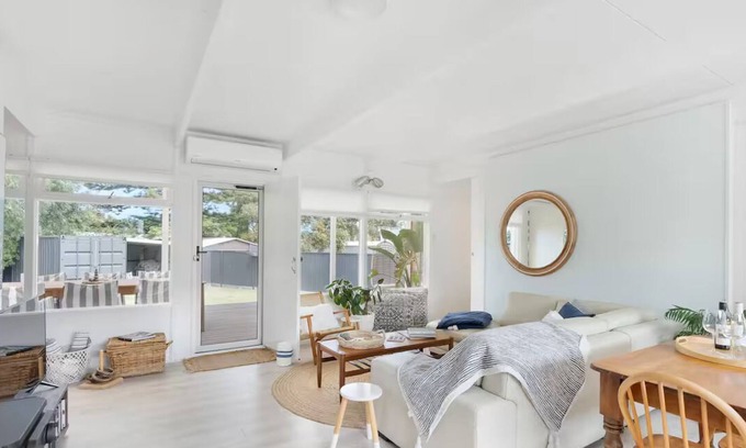 Goolwa South Casa | The River Shack is the perfect spot for those looking to disconnect and relax!