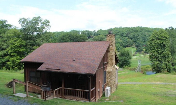 Springmaid Mountain Cabina | The River View Cabin
