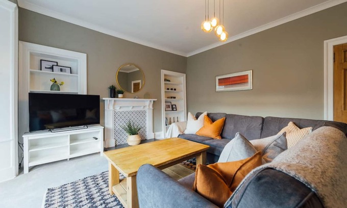Tillicoultry Condominio | The Riverside Apartment (free parking)