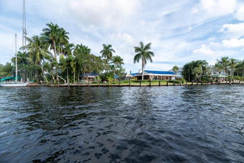 Riverside Park Casa | The Riverside Retreat 1