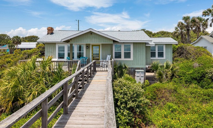 Folly Beach Casa | ¡El camino termina aquí! Playa de locura / 3 dormitorios / 2 baños completos / para 6 / Se admiten mascotas