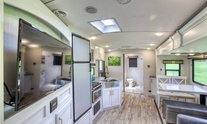Nemo Casa | The Robin · Quiet · Views · King Bed · Near Trails · WiFi · SmartTV · Weekly -5%