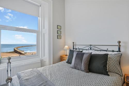 Roker Casa | The Roker Pier View