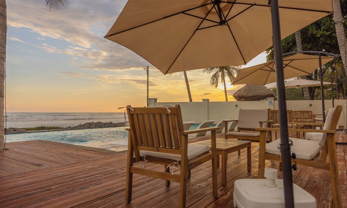 La Libertad Hotel | The Rooftop Hotel Beach & Club