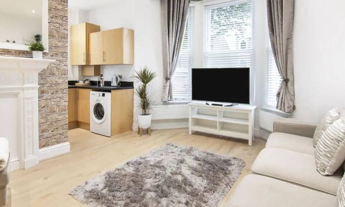 Gravesend Apartamento | The Roost Group - 2 Bedrooms - Apartment #2